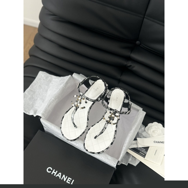 Ch*el high heels